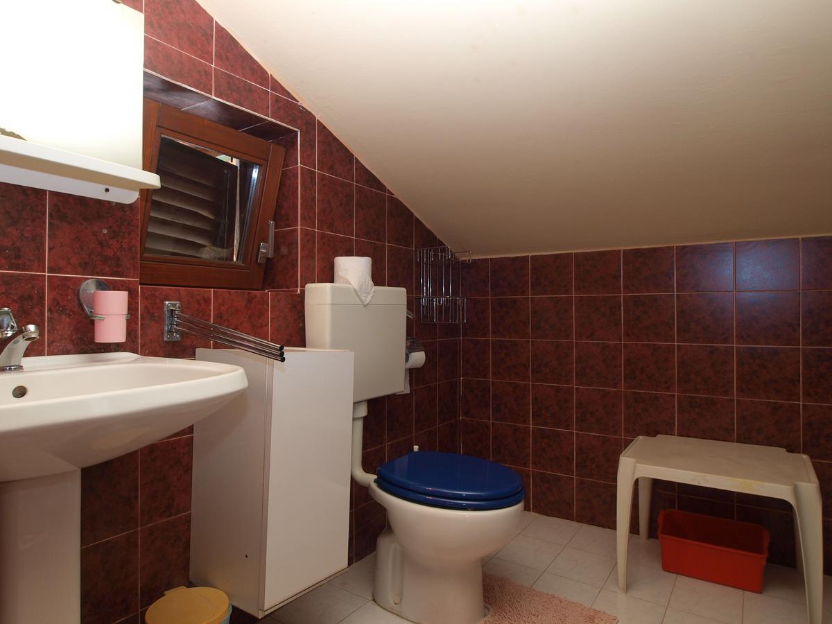 Apartments Slavica 382 พูลา ภายนอก รูปภาพ